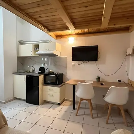 Hermanos Apartment's *