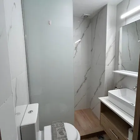 Hermanos Apartment's *