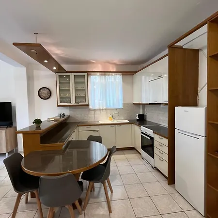 Hermanos Apartment's * Iraklio